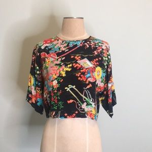 Floral crop top blouse